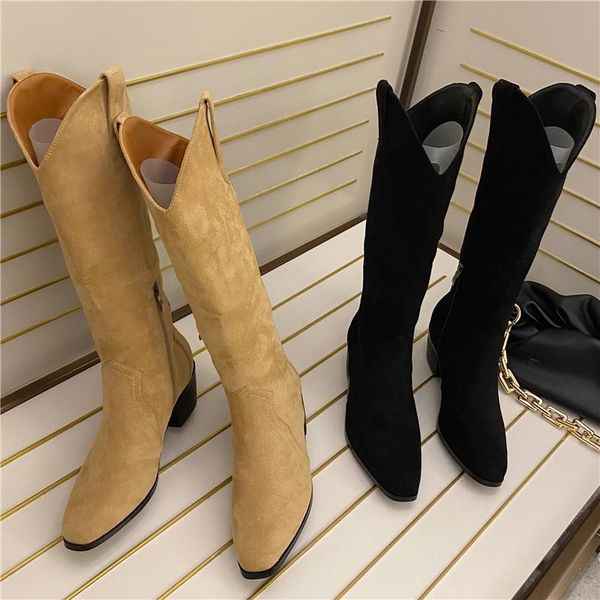 2020 new ins women low thick high heels flock mid calf boots lady riding cowboy boots winter designer square head western, Black
2020 new ins women low thick high heels flock mid calf boots lady riding cowboy boots winter designer square head western, Black