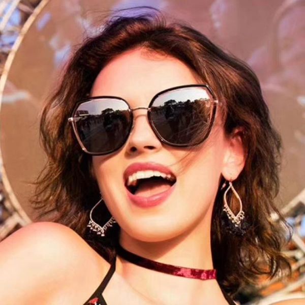 sunglasses feishini brand designer metal mirror sun glasses ladies vision superstar women square oversized vintage, White;black
sunglasses feishini brand designer metal mirror sun glasses ladies vision superstar women square oversized vintage, White;black