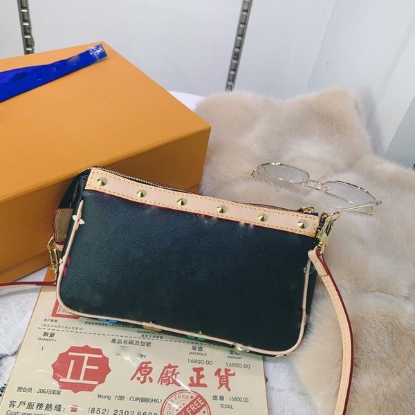 woc bag m92649 mini retro classic medieval black color small bag designer bag handbag, Black;red
woc bag m92649 mini retro classic medieval black color small bag designer bag handbag, Black;red