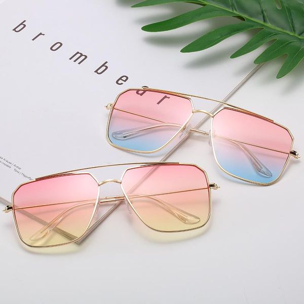 gradient large frame metal ladies sunglasses fashionable candy-colored double-beam polygon thin-faced women eyeglasses, White;black
gradient large frame metal ladies sunglasses fashionable candy-colored double-beam polygon thin-faced women eyeglasses, White;black