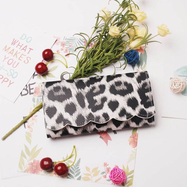 tie dye pu wallets sunflower scalloped purse long size leopard money bag gift women clutches dom389, Red;black
tie dye pu wallets sunflower scalloped purse long size leopard money bag gift women clutches dom389, Red;black