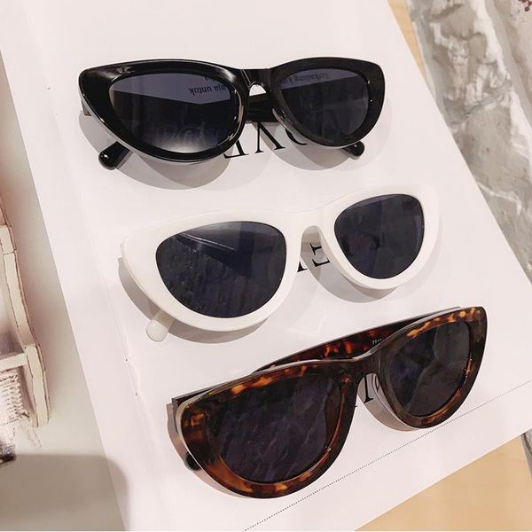 ins popular fashion small cat eye sunglasses woman vintage oval eyewear men champagne sun glasses shades uv400, White;black
ins popular fashion small cat eye sunglasses woman vintage oval eyewear men champagne sun glasses shades uv400, White;black
