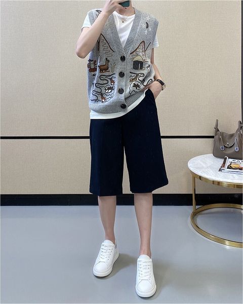 du4g2 i've embroidered vestvest seen heavy embroideryexquisite zzzzz's work beautiful and versatile y2268 i've embroidered ve, White;black
du4g2 i've embroidered vestvest seen heavy embroideryexquisite zzzzz's work beautiful and versatile y2268 i've embroidered ve, White;black