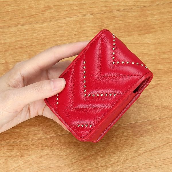 2hglw genuine leather lipstick fashion rivet mirror cosmetic bag lipstick bag rhombus portable storage mini with fashion mezq1
2hglw genuine leather lipstick fashion rivet mirror cosmetic bag lipstick bag rhombus portable storage mini with fashion mezq1