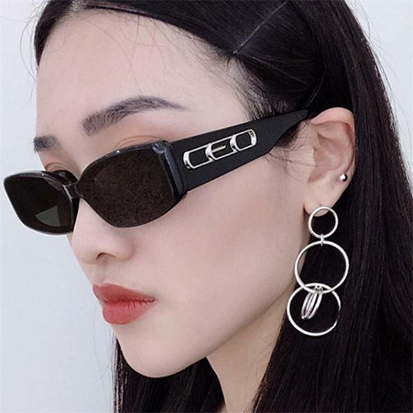 2021 popular small frame rectangle sunglasses women brand designer fashion candy colors clear square sun glasses as015, White;black
2021 popular small frame rectangle sunglasses women brand designer fashion candy colors clear square sun glasses as015, White;black