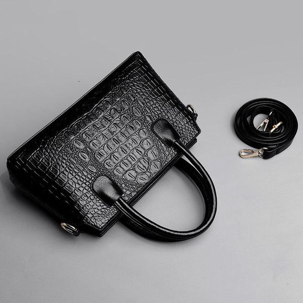 new vintage fashion large quality leather female shoulder bags messenger crocodile pattern luxury handbag designer women tote
new vintage fashion large quality leather female shoulder bags messenger crocodile pattern luxury handbag designer women tote