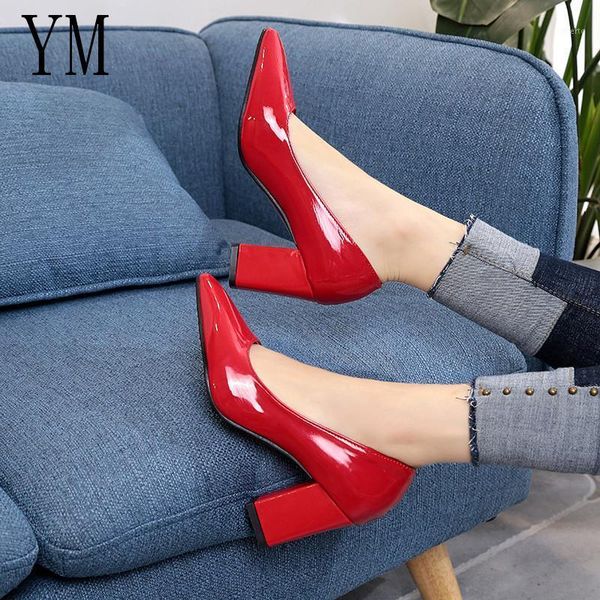 2020 new women pumps black high heels 7.5cm lady patent leather thick with autumn pointed single shoes female sandals big 33-431
2020 new women pumps black high heels 7.5cm lady patent leather thick with autumn pointed single shoes female sandals big 33-431