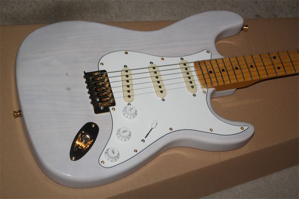 6 strings green electric guitar with tremolo bar,rosewood fretboard guitars
6 strings green electric guitar with tremolo bar,rosewood fretboard guitars