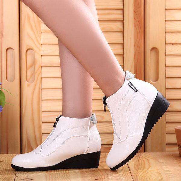 women boots plus size 42 autumn winter shoes woman soft leather booties causal ankle boots for woman 2020 new chaussures femme, Black
women boots plus size 42 autumn winter shoes woman soft leather booties causal ankle boots for woman 2020 new chaussures femme, Black