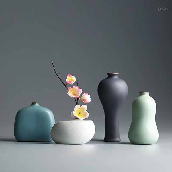 european modern fashion mini ceramic flower vase for homes,decorative vases,vases for wedding decoration tablevase j1 
european modern fashion mini ceramic flower vase for homes,decorative vases,vases for wedding decoration tablevase j1