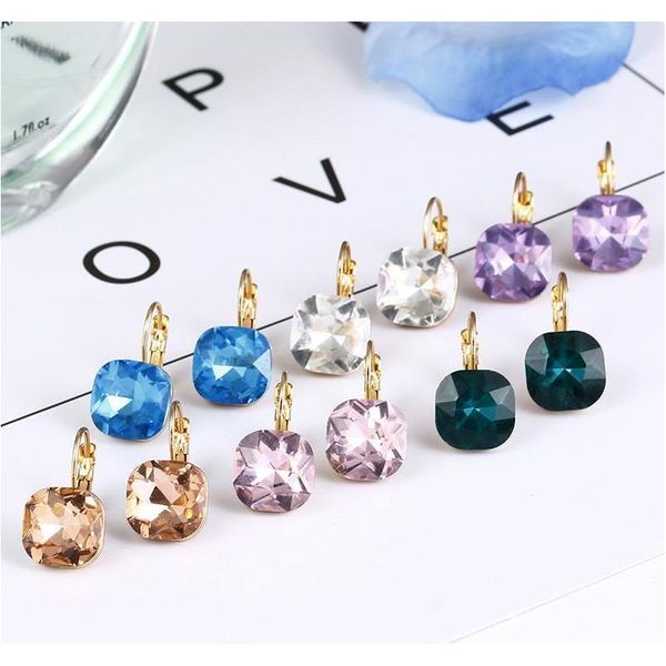 fashion gold color earring for women crystal cubic zirconia stud earrings stone pendientes mujer moda minimalist earrings z6rdc, Golden;silver
fashion gold color earring for women crystal cubic zirconia stud earrings stone pendientes mujer moda minimalist earrings z6rdc, Golden;silver
