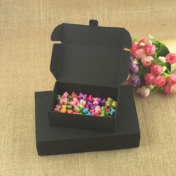 24pcs/lot black carton kraft paper tab-lock box white wedding gift packing box wedding candy box party favors so jllopm
24pcs/lot black carton kraft paper tab-lock box white wedding gift packing box wedding candy box party favors so jllopm