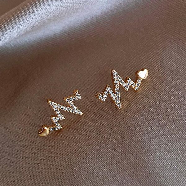stud inlaid zircon ecg heart-shaped earrings for women creative design luxury jewelry temperament simplicity, Golden;silver
stud inlaid zircon ecg heart-shaped earrings for women creative design luxury jewelry temperament simplicity, Golden;silver