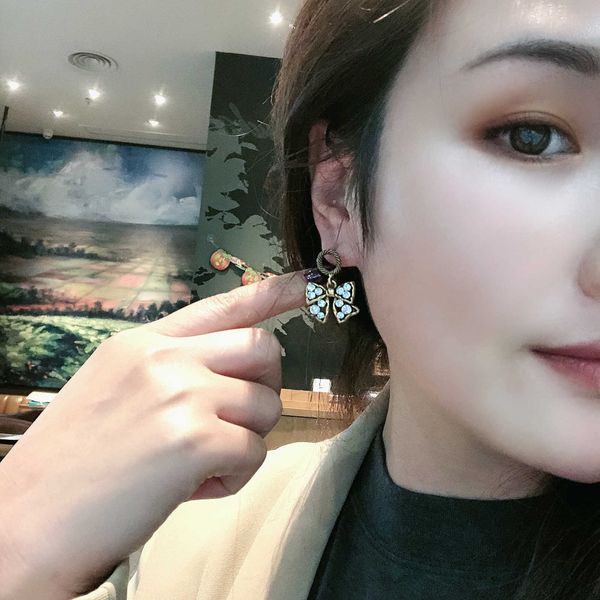 s925 silver needle south korea east gate cute old gold super flash diamond bow earrings sweet versatile earrings, Golden
s925 silver needle south korea east gate cute old gold super flash diamond bow earrings sweet versatile earrings, Golden