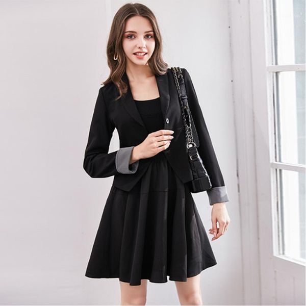 2020 new professional style dress + small suit two-piece suit female spring and summer fashion black strap dress + small1, White;black
2020 new professional style dress + small suit two-piece suit female spring and summer fashion black strap dress + small1, White;black