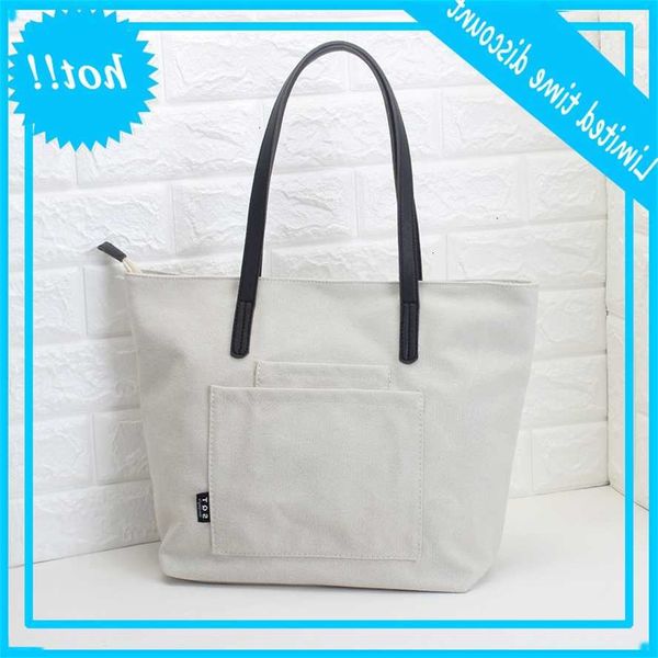 tilorraine new original women single shoulder draagbag large capacity canvas bag simple literature and arts portable
tilorraine new original women single shoulder draagbag large capacity canvas bag simple literature and arts portable