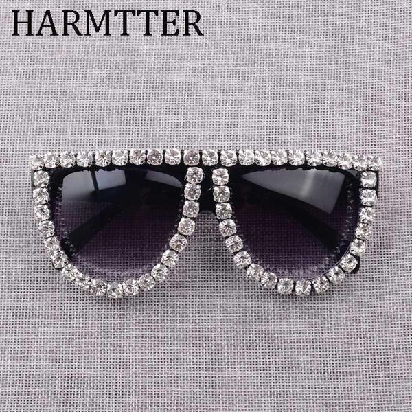 sunglasses handmade diamond crystal trendy brand designer vintage flat women rivet sun glasses female big square eyewear1, White;black
sunglasses handmade diamond crystal trendy brand designer vintage flat women rivet sun glasses female big square eyewear1, White;black