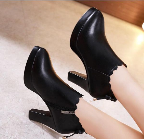 boots autumn/winter new short high heels thick heel single boots korean style nude, Black
boots autumn/winter new short high heels thick heel single boots korean style nude, Black