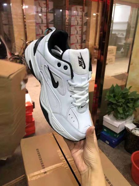 2020 new qiusneaker men and women white orange white powder red black casual sports catwalk trend models 36-44
2020 new qiusneaker men and women white orange white powder red black casual sports catwalk trend models 36-44