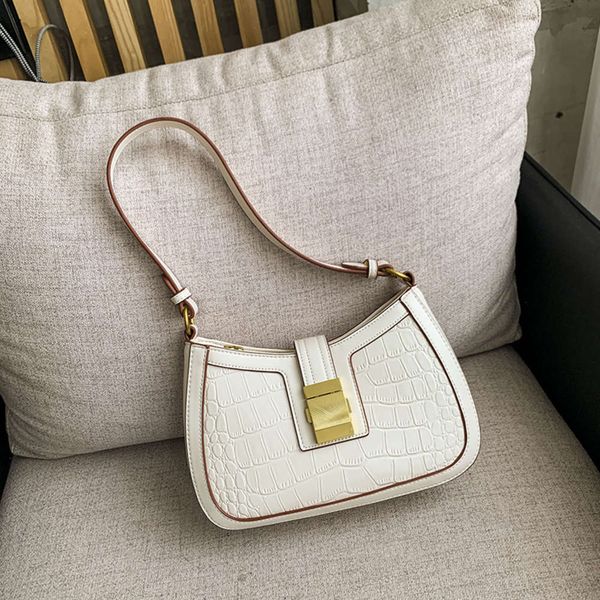 luxurys designers summer autumn 2021 new armpit fashion crocodile pattern women's small crowd method stick shoulder bag
luxurys designers summer autumn 2021 new armpit fashion crocodile pattern women's small crowd method stick shoulder bag