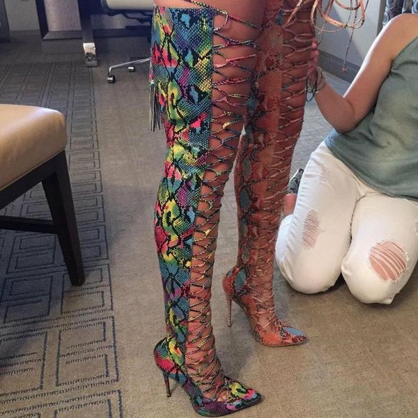 emma king thigh high heel snakeskin sandals cross-straps long gladiator boots women peep toe summer sandals 2020, Black
emma king thigh high heel snakeskin sandals cross-straps long gladiator boots women peep toe summer sandals 2020, Black