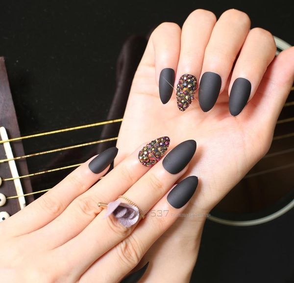 cool matte black press on nails bling crystal nail art fake nails natural false stiletto with stickers pure color t bbyoin lipper, Red;gold
cool matte black press on nails bling crystal nail art fake nails natural false stiletto with stickers pure color t bbyoin lipper, Red;gold