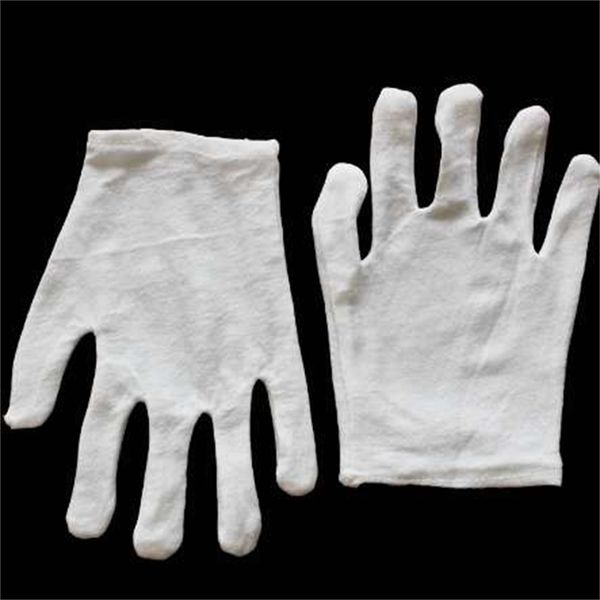 gilding 100% used cotton gloves,white,one for size, be leaves,good quality ,tasteless,clean,ing
gilding 100% used cotton gloves,white,one for size, be leaves,good quality ,tasteless,clean,ing
