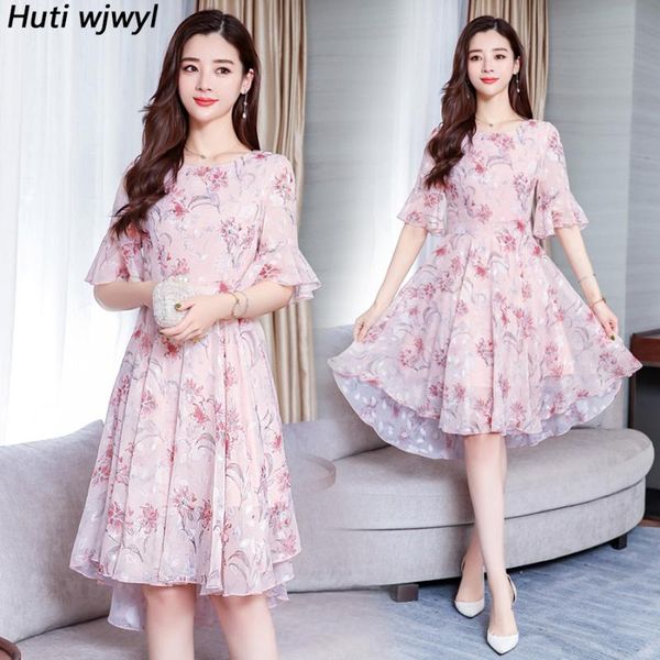 2020 vintage 3xl plus size pink floral beach dress summer print chiffon boho midi sundress women bodycon elegant party vestidos, White;black
2020 vintage 3xl plus size pink floral beach dress summer print chiffon boho midi sundress women bodycon elegant party vestidos, White;black