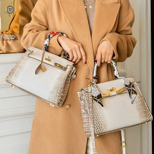 highgrade bag new fashionable crocodile pattern crossbody western style xilaya womens shoulder handbag
highgrade bag new fashionable crocodile pattern crossbody western style xilaya womens shoulder handbag