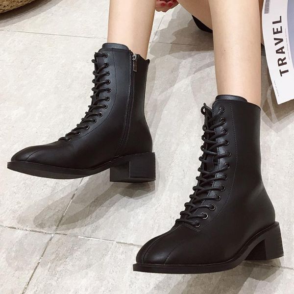 boots 2021 female autumn and winter fashion square toe cross strap mid-tube mid-heel short, Black
boots 2021 female autumn and winter fashion square toe cross strap mid-tube mid-heel short, Black