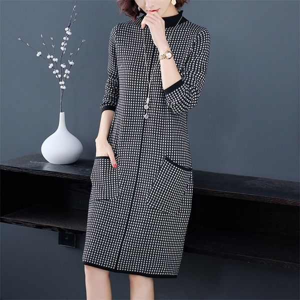 winter vintage casual plaid midi cashmere sweater dress autumn 3xl plus size long sleeve elegant bodycon women's turtleneck 201130, White;black
winter vintage casual plaid midi cashmere sweater dress autumn 3xl plus size long sleeve elegant bodycon women's turtleneck 201130, White;black