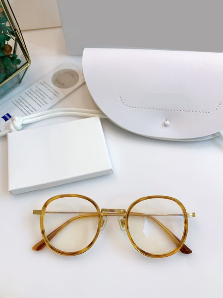 2021 new glasses temperamental ladies glasses exquisite cutting lines fashion trend joker round frame retro eyesglasses
2021 new glasses temperamental ladies glasses exquisite cutting lines fashion trend joker round frame retro eyesglasses