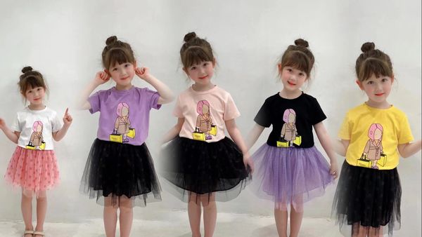 designer kids summer clothing sets 2022 girls cartoon letter printed short sleeve t-shirt+tulle tutu skirts 2pcs luxury children sports outf, White
designer kids summer clothing sets 2022 girls cartoon letter printed short sleeve t-shirt+tulle tutu skirts 2pcs luxury children sports outf, White