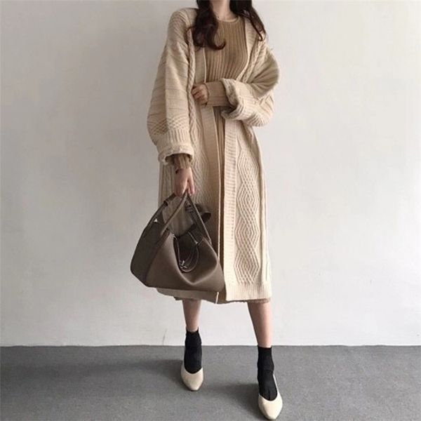 colorfaith new autumn winter female sweater knitted long cardigans korean style lace up casual elegant womens coat jk1945 201103, Black
colorfaith new autumn winter female sweater knitted long cardigans korean style lace up casual elegant womens coat jk1945 201103, Black