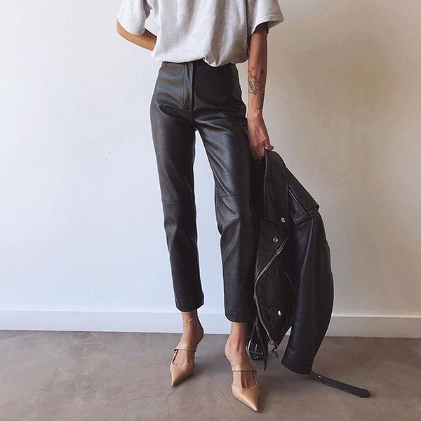 2021 autumn black straight-line pants luxury designer vintage women clothes yt7f, Black;white
2021 autumn black straight-line pants luxury designer vintage women clothes yt7f, Black;white