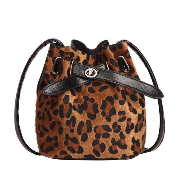 hbp non-brand bag leopard print female bucket slant across single shoulder korean women's simple versatile women's slant
hbp non-brand bag leopard print female bucket slant across single shoulder korean women's simple versatile women's slant