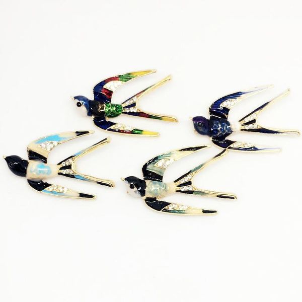 classic alloy swallow brooches pins metal scarf pins luxury brooch for christmas gift banquet weddings jewelry ing, Gray
classic alloy swallow brooches pins metal scarf pins luxury brooch for christmas gift banquet weddings jewelry ing, Gray