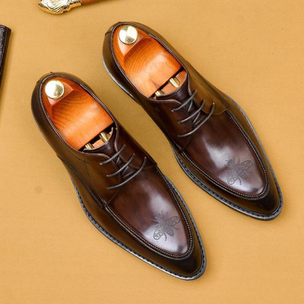 2020 new genuine leather men's dress shoes handmade office business wedding blue black luxury lace up formal oxfords mens shoes
2020 new genuine leather men's dress shoes handmade office business wedding blue black luxury lace up formal oxfords mens shoes