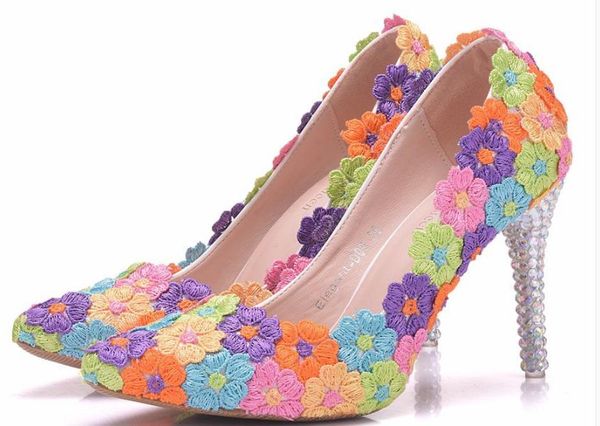 2021 women's shoes in spring and autumn with new style high heel fine heel pointed end flower, Black