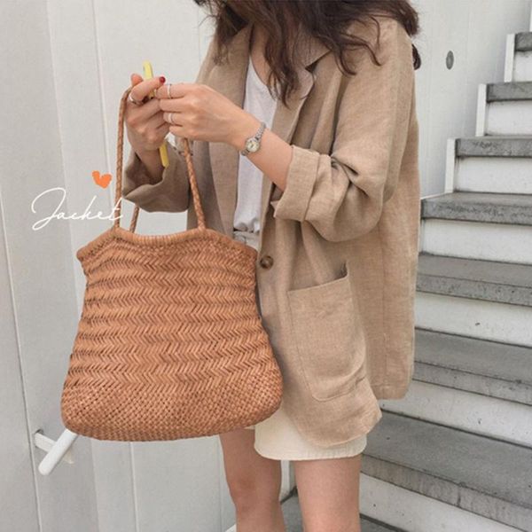 women's jackets autumn 2021 korean cotton suit coat for women loose and lazy style retro short, Black;brown
women's jackets autumn 2021 korean cotton suit coat for women loose and lazy style retro short, Black;brown