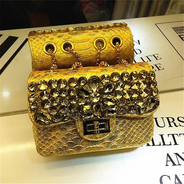 celebrity small mini women evening bag silver fashion purses and handbag chain shoulder bag diamond gold day clutch 
celebrity small mini women evening bag silver fashion purses and handbag chain shoulder bag diamond gold day clutch