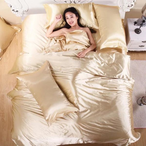 summer solid color silk ice silk four-piece set of tencel sheets quilt cover satin four-piece bedding1
summer solid color silk ice silk four-piece set of tencel sheets quilt cover satin four-piece bedding1