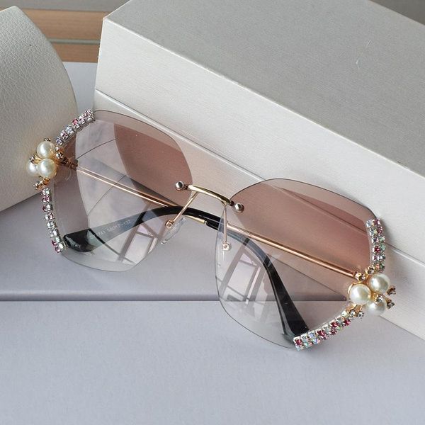 for sun vintage sunglasses rimless luxury diamond 2020 glasses female retro uv400 sunglass woman shades oversized women women fhgfu, White;black
for sun vintage sunglasses rimless luxury diamond 2020 glasses female retro uv400 sunglass woman shades oversized women women fhgfu, White;black