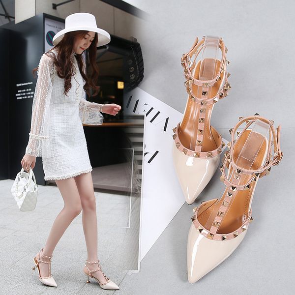 red high heeled shoes 2020 new summer casual pointed rivet thin heel shoes fashion baotou sandals women, Black
red high heeled shoes 2020 new summer casual pointed rivet thin heel shoes fashion baotou sandals women, Black