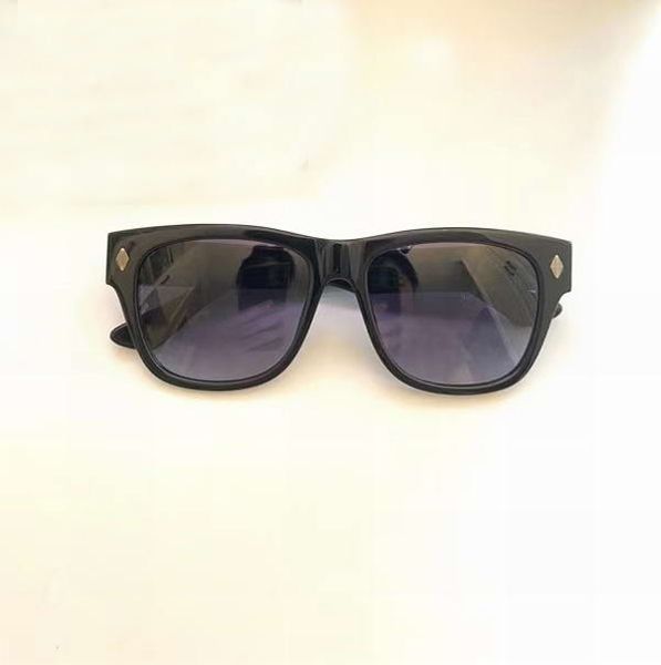 cool men black sunglasses line teardrop lunettes de soleil fashion sunglasses uv400 protection with box, White;black
cool men black sunglasses line teardrop lunettes de soleil fashion sunglasses uv400 protection with box, White;black