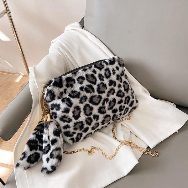 autumn and winter soft warm fur bag shoulder bag women leopard female large capacity plush handbag luxury messenger
autumn and winter soft warm fur bag shoulder bag women leopard female large capacity plush handbag luxury messenger