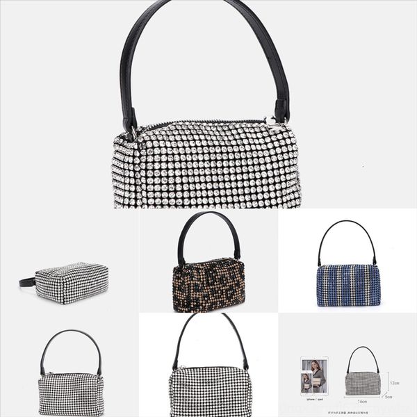 3vzet shoulder handbags wallet famous handbag woman handbags bags crossbody soho bag ladies disco women bag fringed messenger bags purse
3vzet shoulder handbags wallet famous handbag woman handbags bags crossbody soho bag ladies disco women bag fringed messenger bags purse