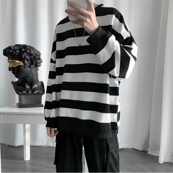 oversized strip mens hoodies korean hip hop autumn thin casual sweatshirts women rock hoodie plus size clothes males japan hoody c1103, Black 
oversized strip mens hoodies korean hip hop autumn thin casual sweatshirts women rock hoodie plus size clothes males japan hoody c1103, Black