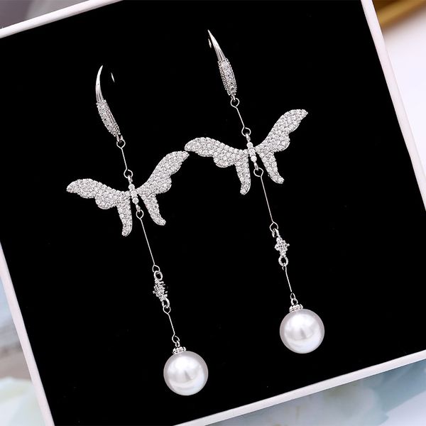 diamond zirconia butterfly pearl dangle earrings fashion luxury designer clip on earrings jewelry for woman girls gifts s925 silver post, Golden;silver
diamond zirconia butterfly pearl dangle earrings fashion luxury designer clip on earrings jewelry for woman girls gifts s925 silver post, Golden;silver