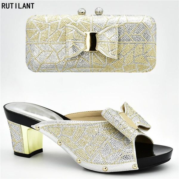 latest design italian shoes and bags set decorated with rhinestone nigerian shoes and matching bag african women high heel1, Black
latest design italian shoes and bags set decorated with rhinestone nigerian shoes and matching bag african women high heel1, Black